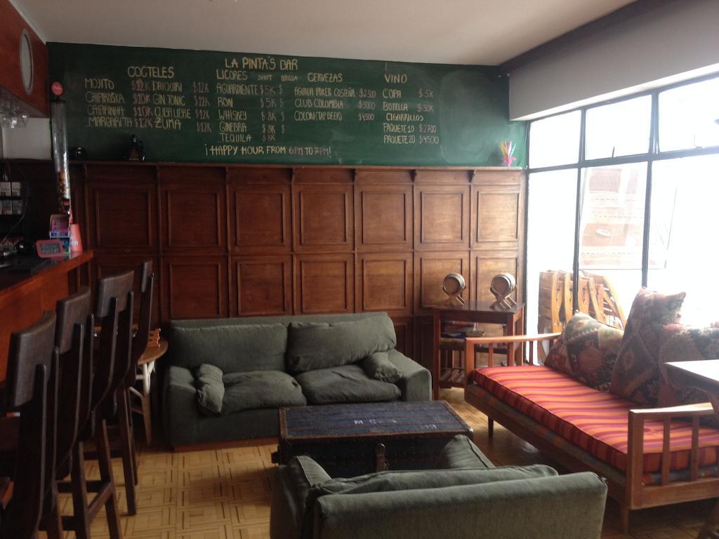 Hostal La Pinta Bogota Exterior photo